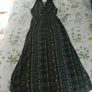 🌵Mimi chica🌵 green print maxi dress